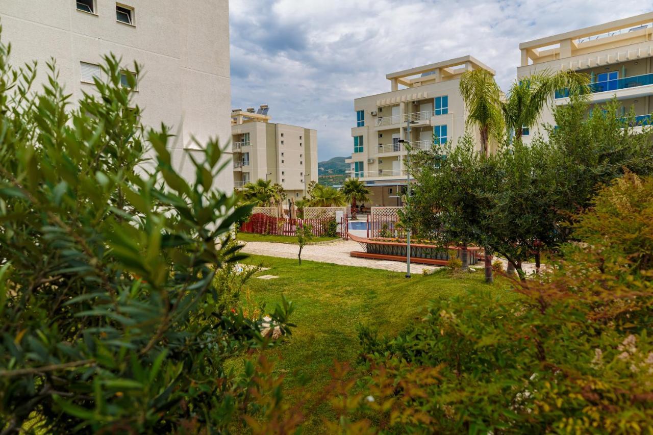 Holiday House Solemare Orikum Exterior photo